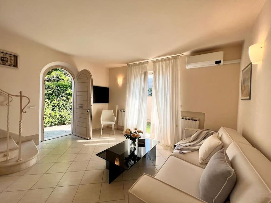 Donati 6 In Centro Dei Marmi Villa *